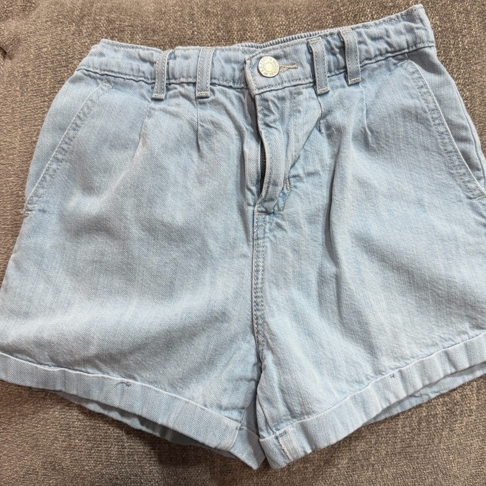 Signature by Levi Strauss Women's Light Blue Jean Shorts